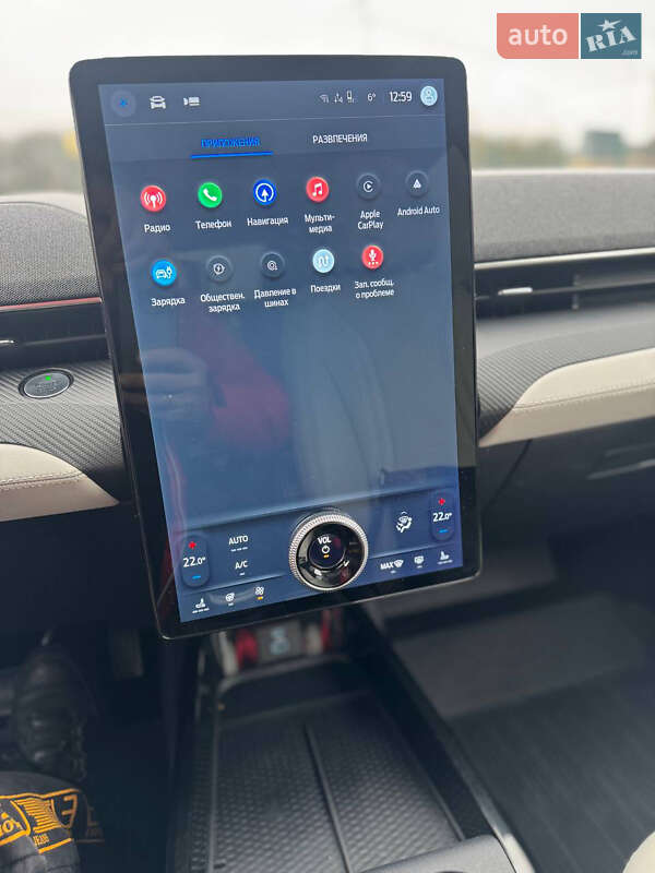 Позашляховик / Кросовер Ford Mustang Mach-E 2021 в Івано-Франківську