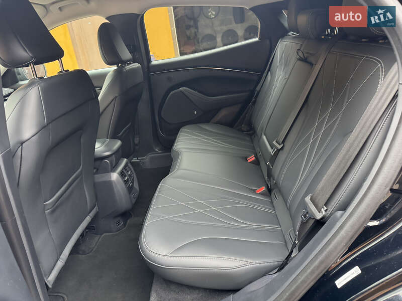 Внедорожник / Кроссовер Ford Mustang Mach-E 2021 в Ровно