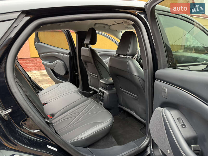 Внедорожник / Кроссовер Ford Mustang Mach-E 2021 в Ровно