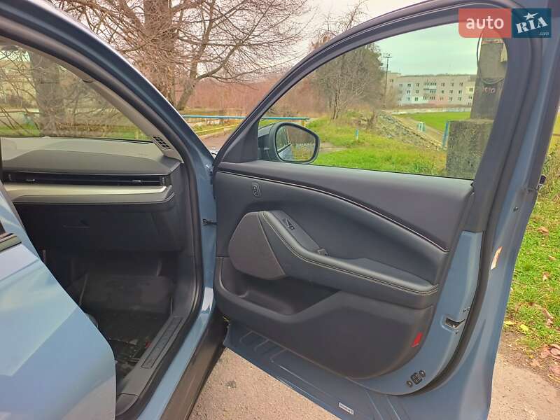 Позашляховик / Кросовер Ford Mustang Mach-E 2023 в Вінниці фото 60 Позашляховик / Кросовер Ford Mustang Mach-E 2023 в Вінниці