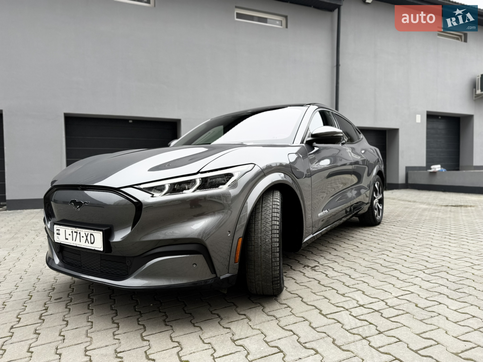 2021 Ford Mustang Mach-E - мініатюра 4