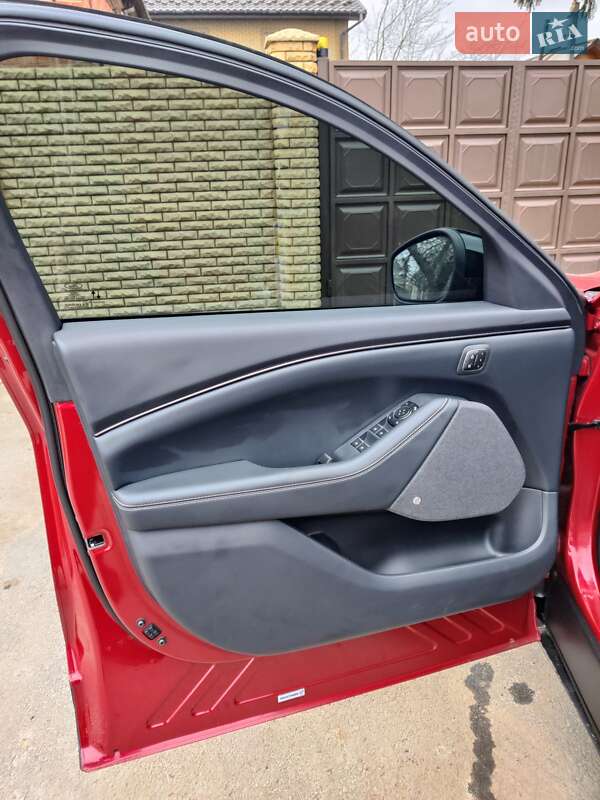 Позашляховик / Кросовер Ford Mustang Mach-E 2023 в Харкові