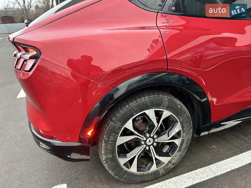 Позашляховик / Кросовер Ford Mustang Mach-E 2022 в Києві
