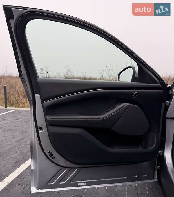 Внедорожник / Кроссовер Ford Mustang Mach-E 2021 в Ровно