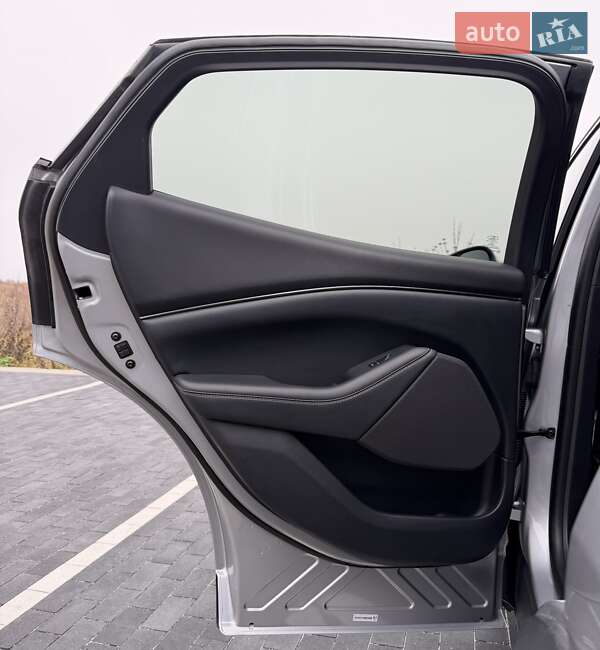 Внедорожник / Кроссовер Ford Mustang Mach-E 2021 в Ровно