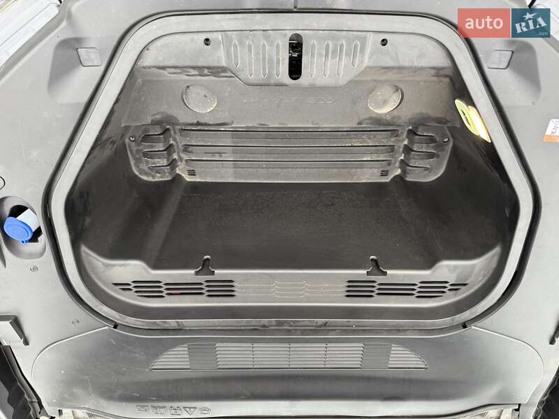 Внедорожник / Кроссовер Ford Mustang Mach-E 2023 в Львове фото 3 Внедорожник / Кроссовер Ford Mustang Mach-E 2023 в Львове