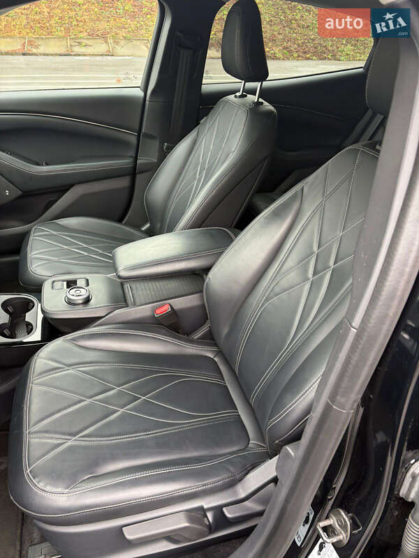 Внедорожник / Кроссовер Ford Mustang Mach-E 2021 в Ровно фото 19 Внедорожник / Кроссовер Ford Mustang Mach-E 2021 в Ровно