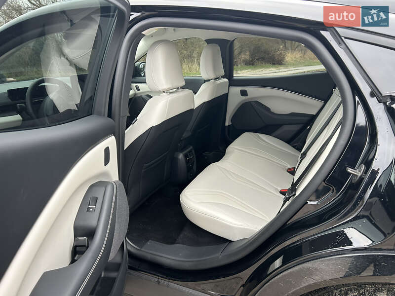 Внедорожник / Кроссовер Ford Mustang Mach-E 2024 в Тернополе фото 18 Внедорожник / Кроссовер Ford Mustang Mach-E 2024 в Тернополе