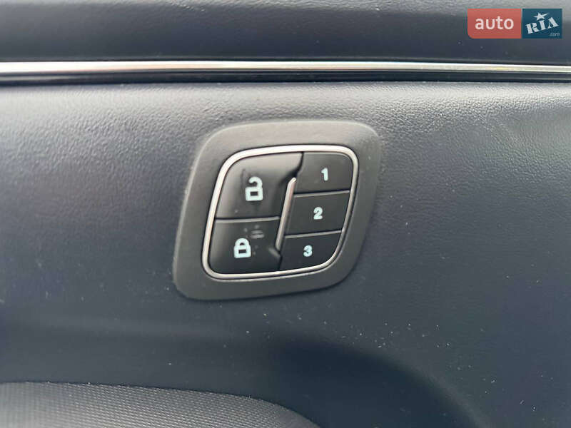 Внедорожник / Кроссовер Ford Mustang Mach-E 2020 в Львове фото 18 Внедорожник / Кроссовер Ford Mustang Mach-E 2020 в Львове