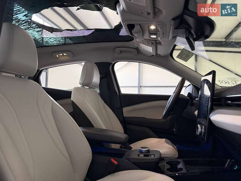 Внедорожник / Кроссовер Ford Mustang Mach-E 2024 в Львове фото 25 Внедорожник / Кроссовер Ford Mustang Mach-E 2024 в Львове