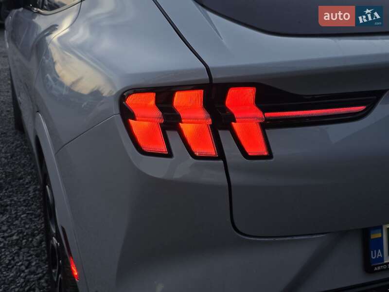 Внедорожник / Кроссовер Ford Mustang Mach-E 2022 в Тернополе