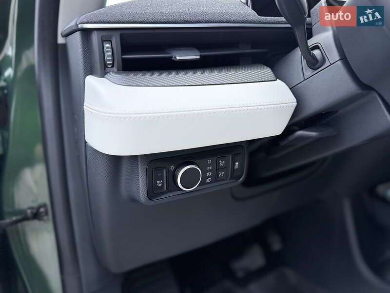 Внедорожник / Кроссовер Ford Mustang Mach-E 2024 в Львове фото 21 Внедорожник / Кроссовер Ford Mustang Mach-E 2024 в Львове