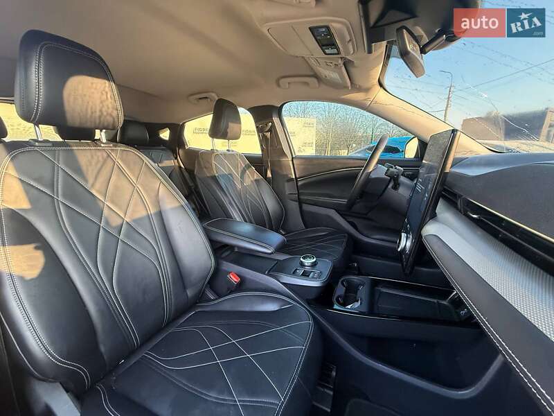 Внедорожник / Кроссовер Ford Mustang Mach-E 2022 в Луцке фото 19 Внедорожник / Кроссовер Ford Mustang Mach-E 2022 в Луцке