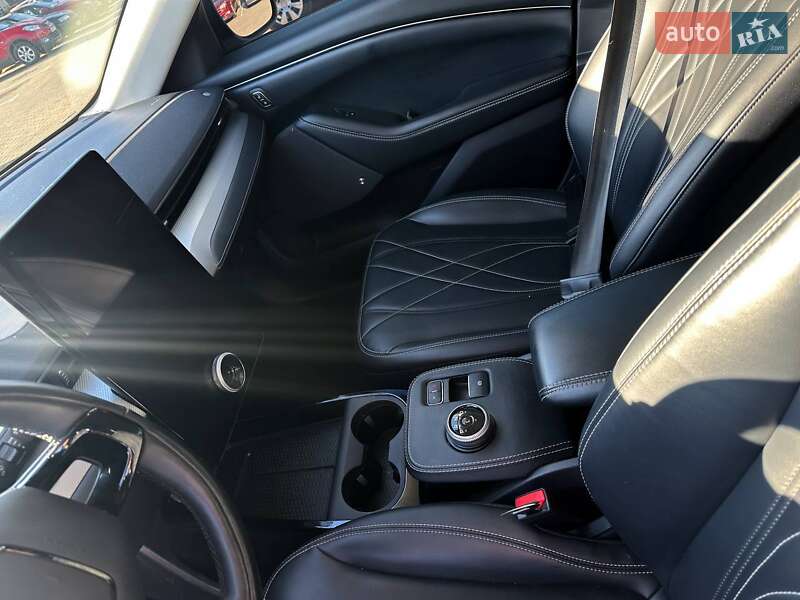 Внедорожник / Кроссовер Ford Mustang Mach-E 2021 в Житомире