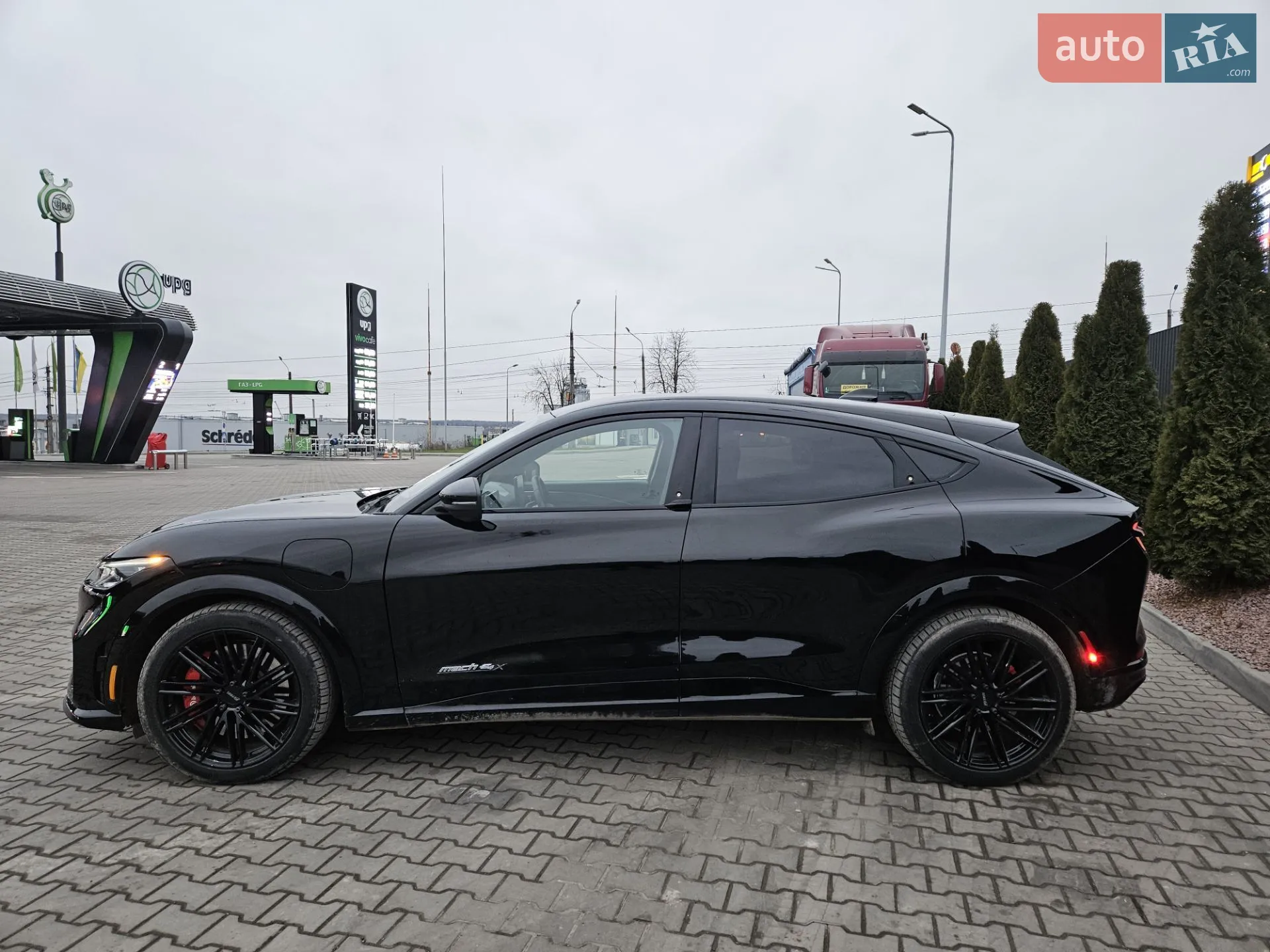 2021 Ford Mustang Mach-E - мініатюра 4