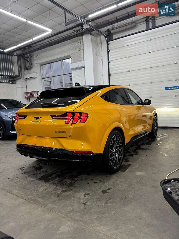 Позашляховик / Кросовер Ford Mustang Mach-E 2023 в Києві