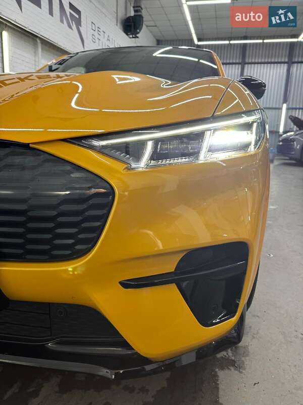 Позашляховик / Кросовер Ford Mustang Mach-E 2023 в Києві