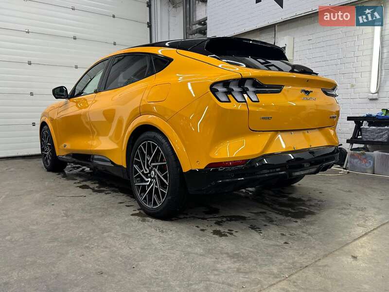 Позашляховик / Кросовер Ford Mustang Mach-E 2023 в Києві