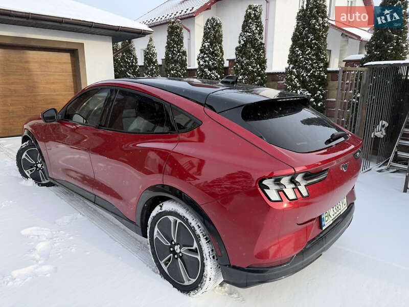 Позашляховик / Кросовер Ford Mustang Mach-E 2021 в Рівному