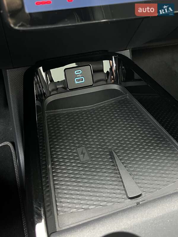 Внедорожник / Кроссовер Ford Mustang Mach-E 2024 в Киеве