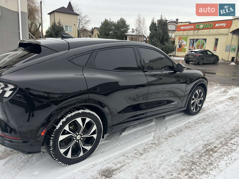 Позашляховик / Кросовер Ford Mustang Mach-E 2022 в Українці