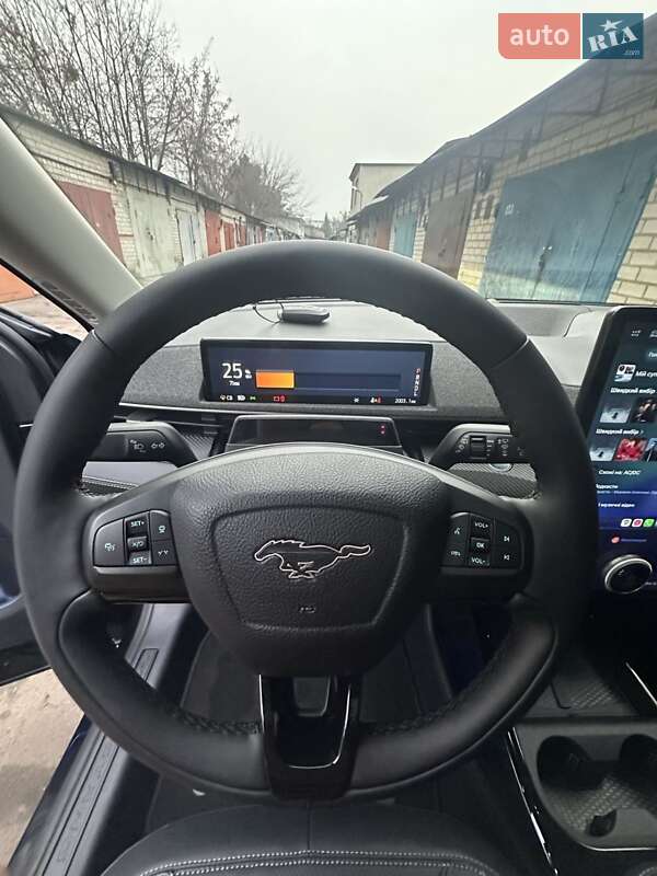 Внедорожник / Кроссовер Ford Mustang Mach-E 2024 в Киеве
