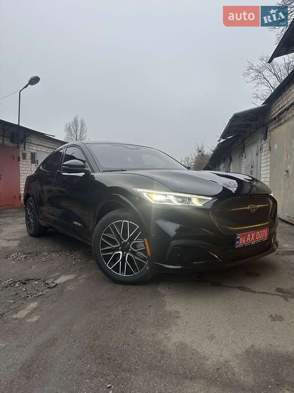 Внедорожник / Кроссовер Ford Mustang Mach-E 2024 в Киеве