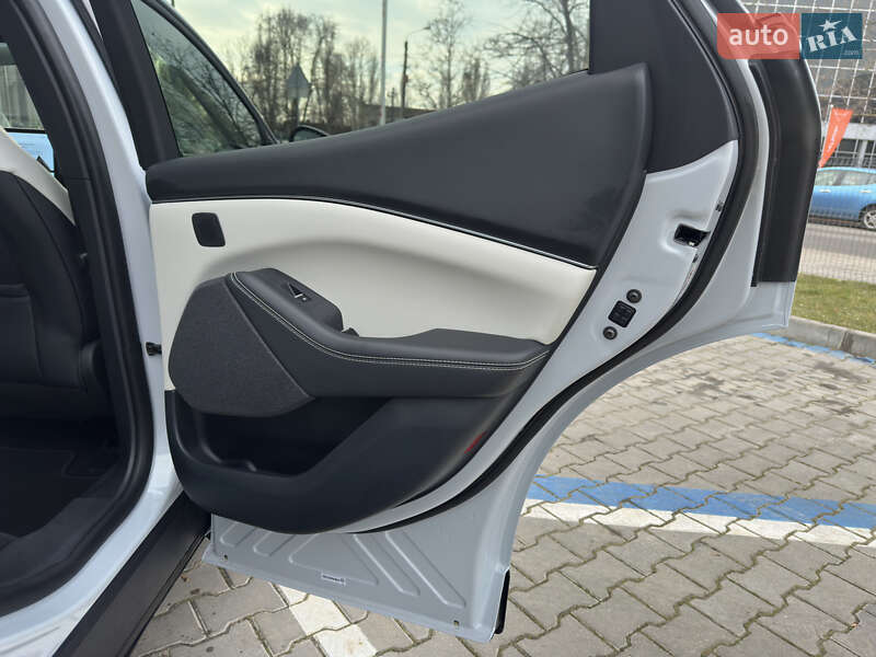Внедорожник / Кроссовер Ford Mustang Mach-E 2023 в Одессе фото 12 Внедорожник / Кроссовер Ford Mustang Mach-E 2023 в Одессе