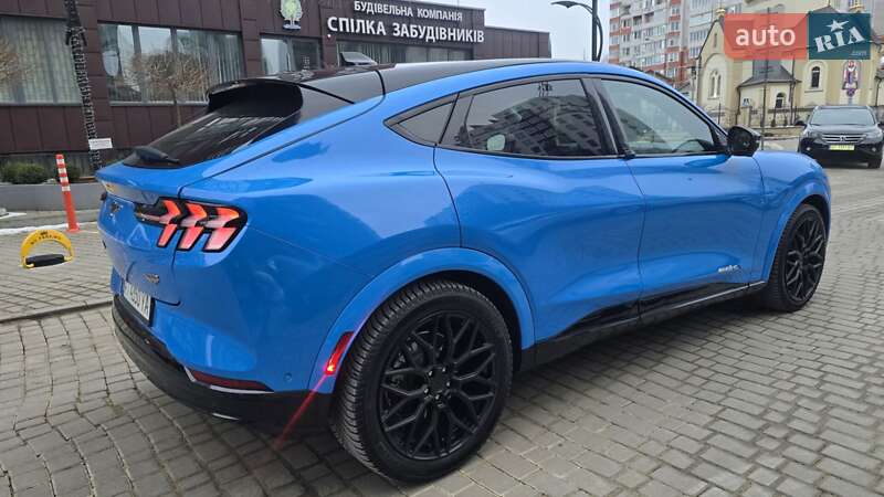 Внедорожник / Кроссовер Ford Mustang Mach-E 2022 в Ивано-Франковске