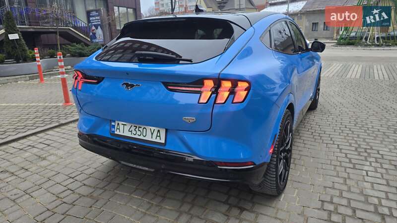 Внедорожник / Кроссовер Ford Mustang Mach-E 2022 в Ивано-Франковске