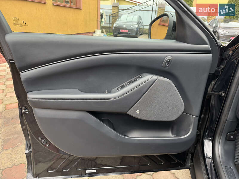 Внедорожник / Кроссовер Ford Mustang Mach-E 2021 в Ровно
