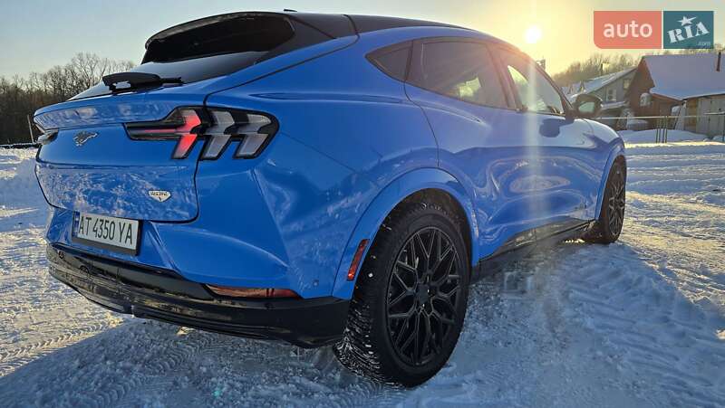 Внедорожник / Кроссовер Ford Mustang Mach-E 2022 в Ивано-Франковске