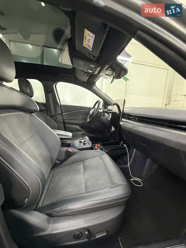 Внедорожник / Кроссовер Ford Mustang Mach-E 2023 в Киеве