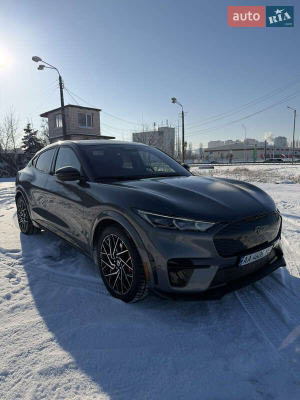 Внедорожник / Кроссовер Ford Mustang Mach-E 2023 в Киеве