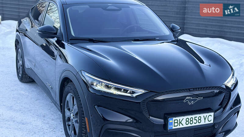 Позашляховик / Кросовер Ford Mustang Mach-E 2021 в Радивиліві