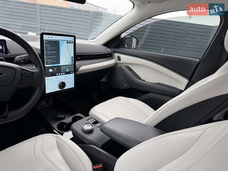 Позашляховик / Кросовер Ford Mustang Mach-E 2024 в Івано-Франківську