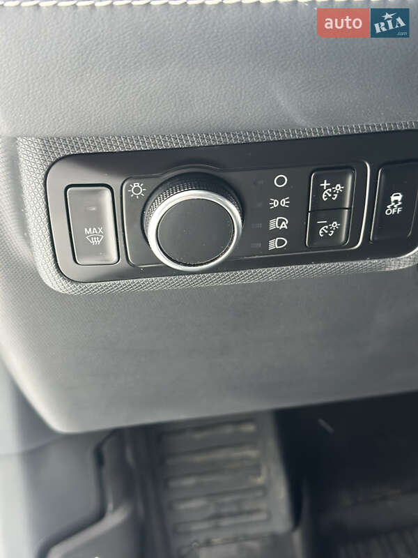 Позашляховик / Кросовер Ford Mustang Mach-E 2023 в Львові фото 16 Позашляховик / Кросовер Ford Mustang Mach-E 2023 в Львові