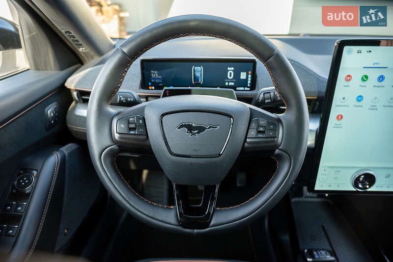 Позашляховик / Кросовер Ford Mustang Mach-E 2022 в Івано-Франківську