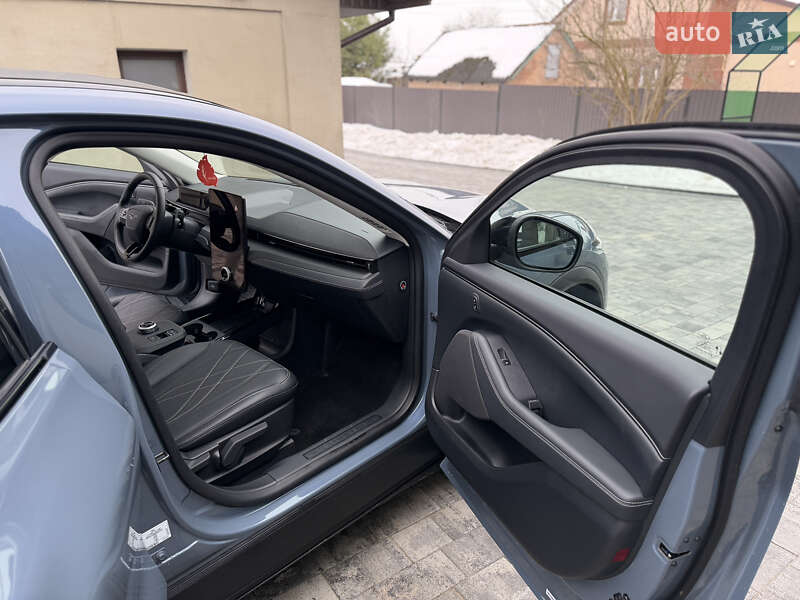 Позашляховик / Кросовер Ford Mustang Mach-E 2024 в Нововолинську