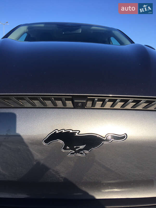 Позашляховик / Кросовер Ford Mustang Mach-E 2021 в Києві
