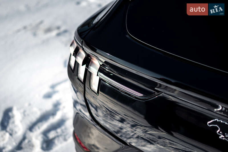 Позашляховик / Кросовер Ford Mustang Mach-E 2024 в Києві