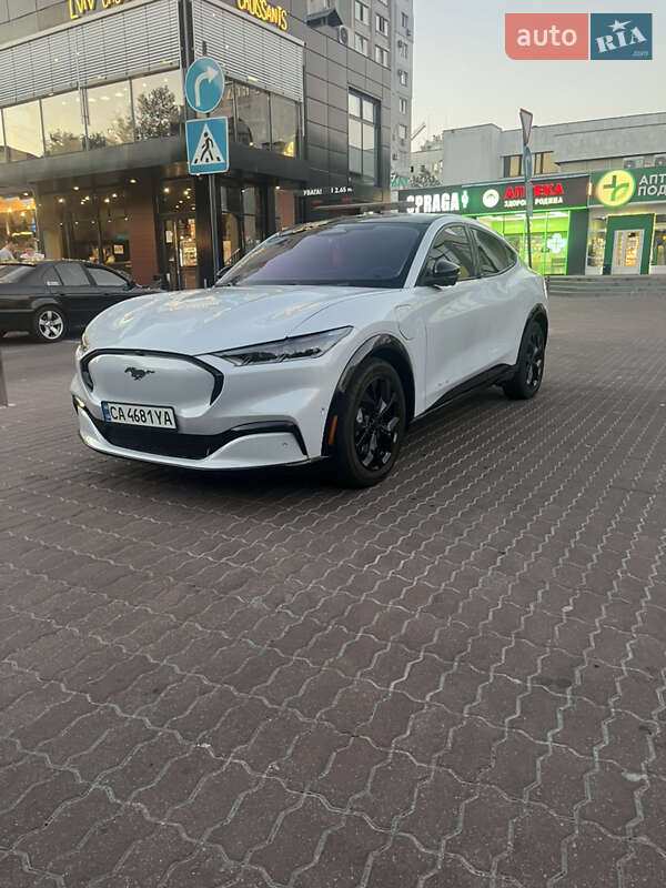Позашляховик / Кросовер Ford Mustang Mach-E 2022 в Черкасах