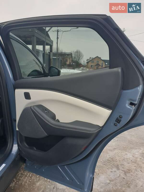 Позашляховик / Кросовер Ford Mustang Mach-E 2024 в Івано-Франківську