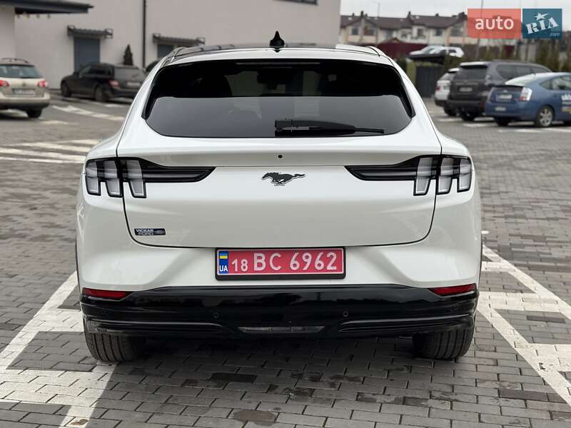 Позашляховик / Кросовер Ford Mustang Mach-E 2023 в Рівному