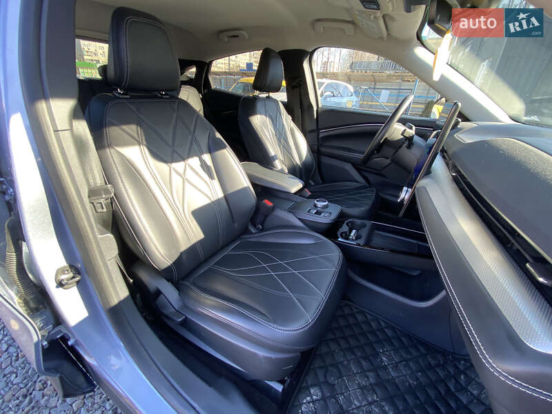 Внедорожник / Кроссовер Ford Mustang Mach-E 2022 в Львове