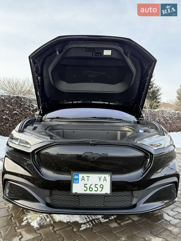 Позашляховик / Кросовер Ford Mustang Mach-E 2023 в Івано-Франківську