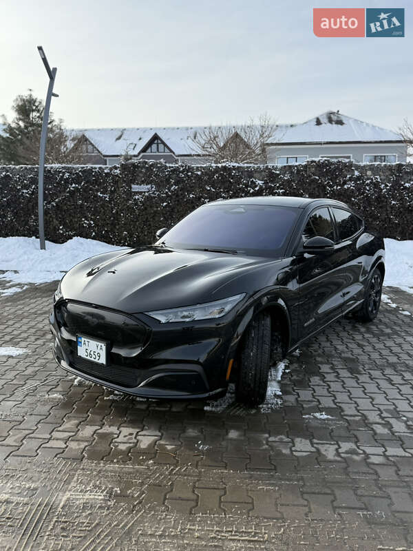 Позашляховик / Кросовер Ford Mustang Mach-E 2023 в Івано-Франківську