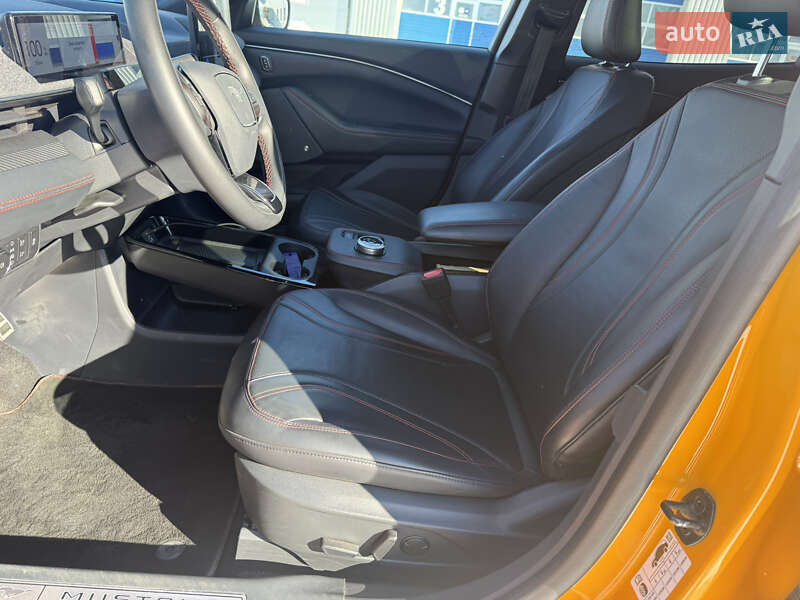 Внедорожник / Кроссовер Ford Mustang Mach-E 2022 в Ровно