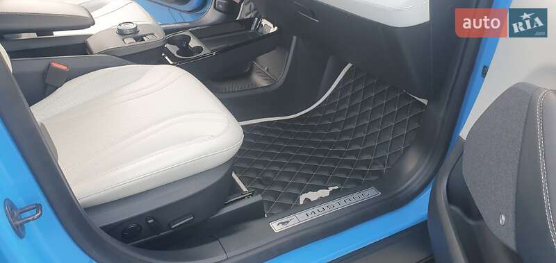 Позашляховик / Кросовер Ford Mustang Mach-E 2023 в Львові фото 23 Позашляховик / Кросовер Ford Mustang Mach-E 2023 в Львові