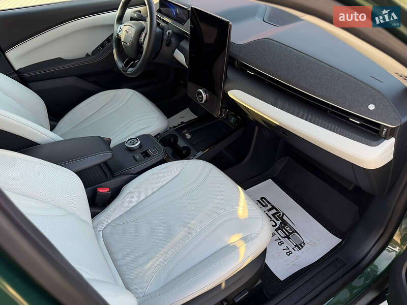 Позашляховик / Кросовер Ford Mustang Mach-E 2024 в Львові